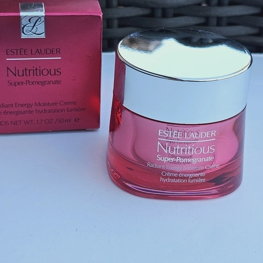 ESTÉE LAUDER Nutritious Super-Pomegrante Radiant Energy Moisture Crème 1.7oz - Picture 6 of 10